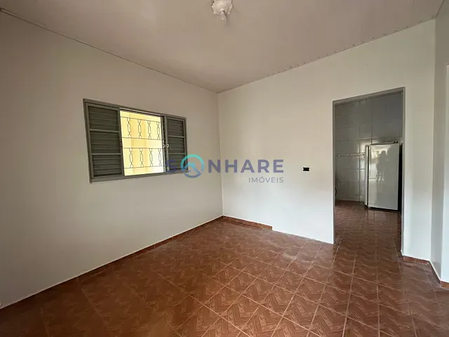 Casa 2 quartos e 1 banheiro, para alugar, no bairro Barbosa em Siqueira Campos
