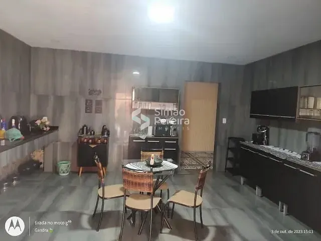 Casa 4 quartos e 3 banheiros, à venda, no bairro Vila Paraíso em Três Rios
