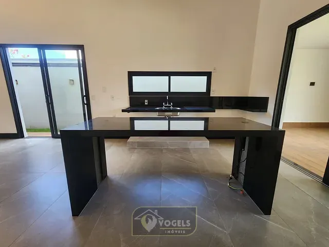 Casa 3 quartos e 3 banheiros, à venda, no bairro Residencial Portal do Sol em Holambra