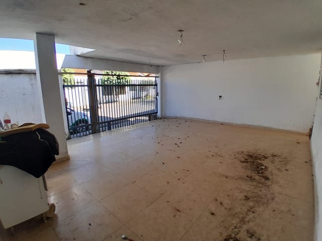 Casa com 230m² 3 quartos e 2 banheiros, à venda, no bairro Jardim Crepusculo em São João da Boa Vista