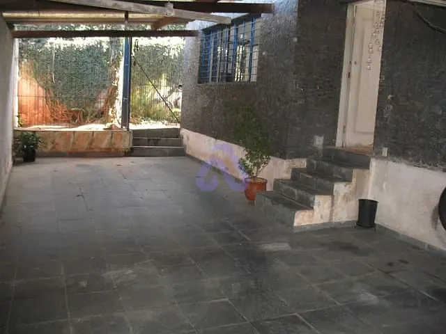Casa com 300m² 5 quartos e 4 banheiros, à venda, no bairro Jardim Arizona em São Paulo