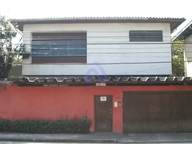 Casa com 300m² 5 quartos e 4 banheiros, à venda, no bairro Jardim Arizona em São Paulo