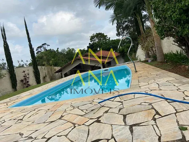 Casa 3 quartos e 3 banheiros, à venda, no bairro Lagos de Santa Helena em Bragança Paulista