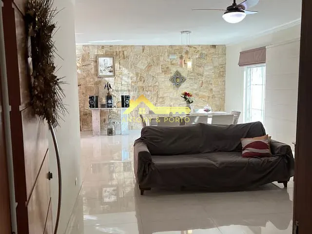 Casa com 432m² 3 quartos e 2 banheiros, à venda, no bairro Vila Augusta em Guarulhos