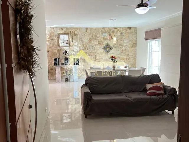Casa com 432m² 3 quartos e 2 banheiros, à venda, no bairro Vila Augusta em Guarulhos