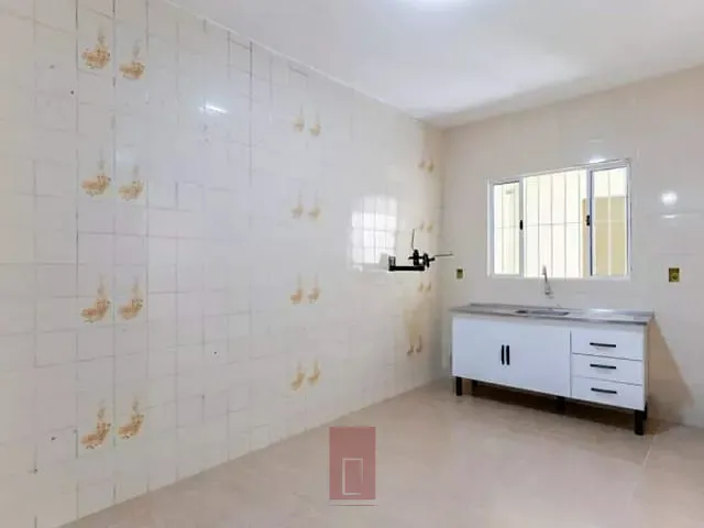 Casa 1 quarto e 1 banheiro, para alugar, no bairro Santa Teresinha em São Paulo