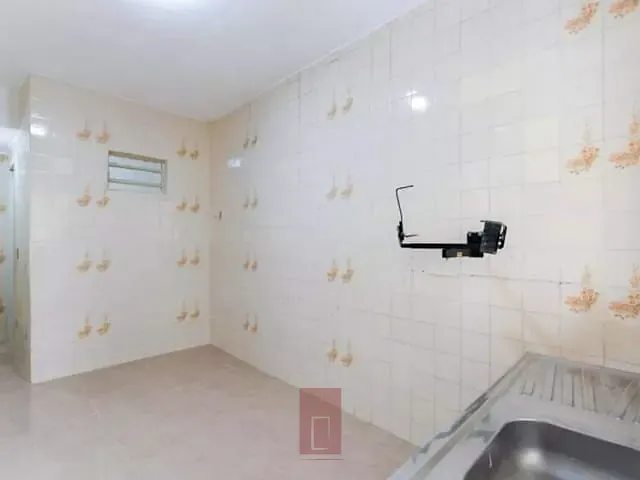 Casa 1 quarto e 1 banheiro, para alugar, no bairro Santa Teresinha em São Paulo