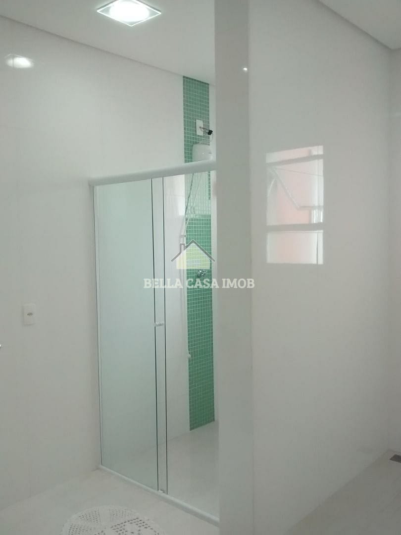 Casa à venda com 3 quartos, 200m² - Foto 14