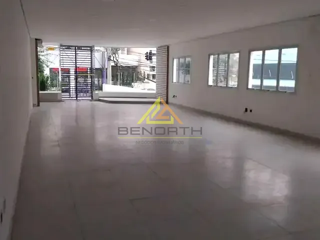 Casa com 480m², para alugar, no bairro Aclimação em São Paulo