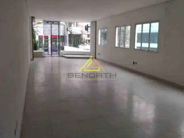Casa com 480m², para alugar, no bairro Aclimação em São Paulo