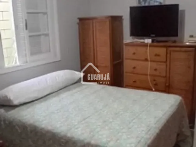Casa 3 quartos e 2 banheiros, à venda, no bairro Vila Santa Rosa em Guarujá