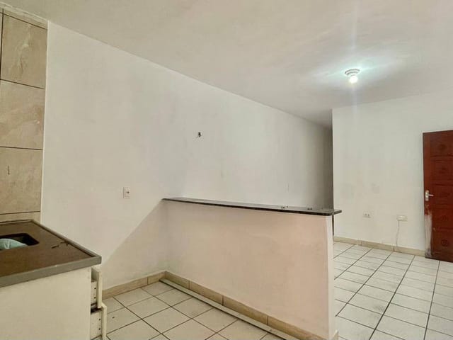 Casa com 170m² 7 quartos e 4 banheiros, à venda, no bairro Jardim Brasília (Zona Leste) em São Paulo