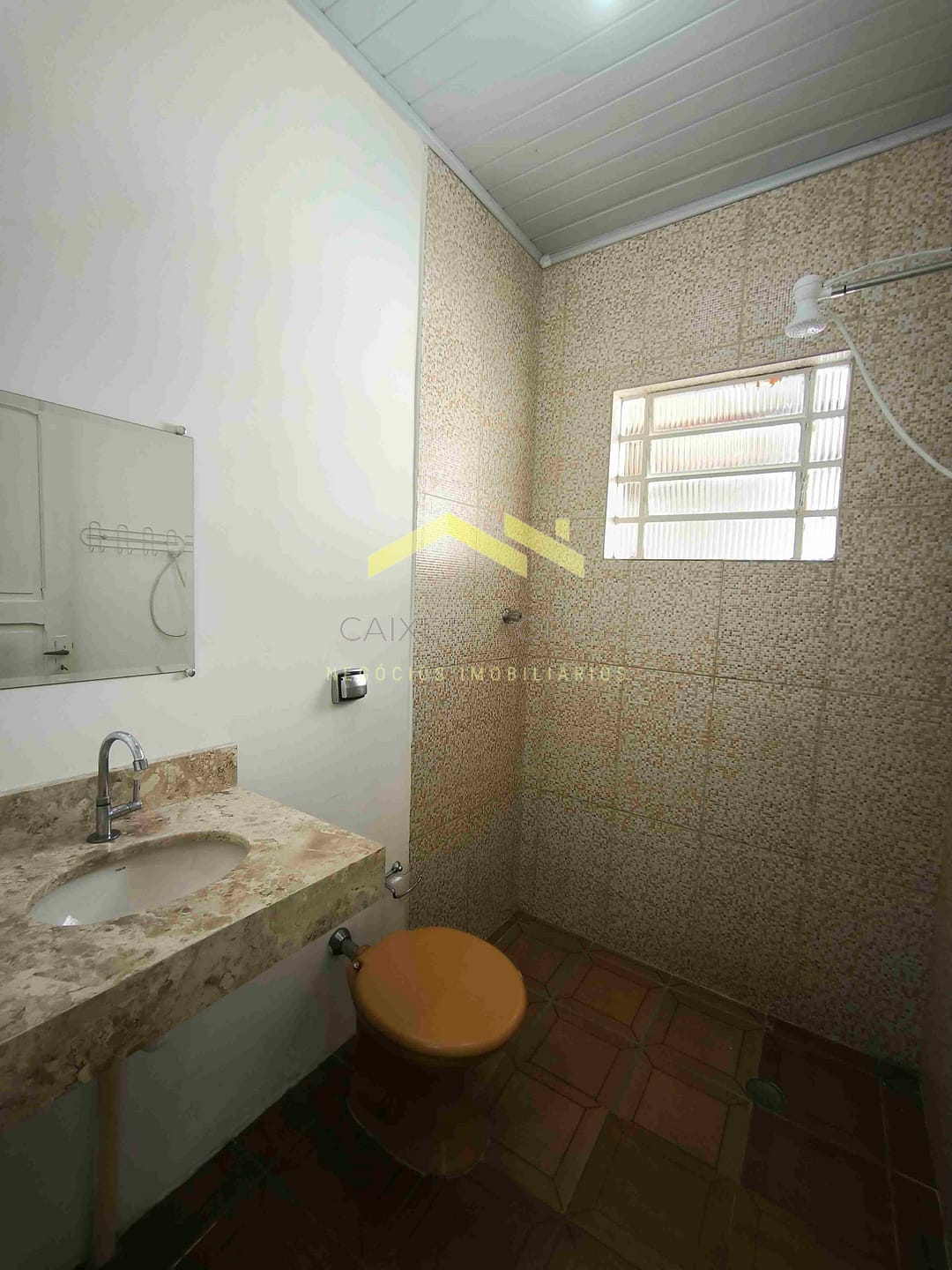 Casa para alugar com 2 quartos, 70m² - Foto 13