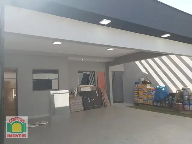 Casa com 200m² 3 quartos e 3 banheiros, à venda, no bairro Residencial Flamboyant em Anápolis