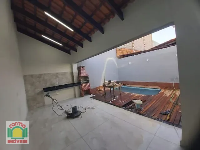 Casa com 200m² 3 quartos e 3 banheiros, à venda, no bairro Residencial Flamboyant em Anápolis