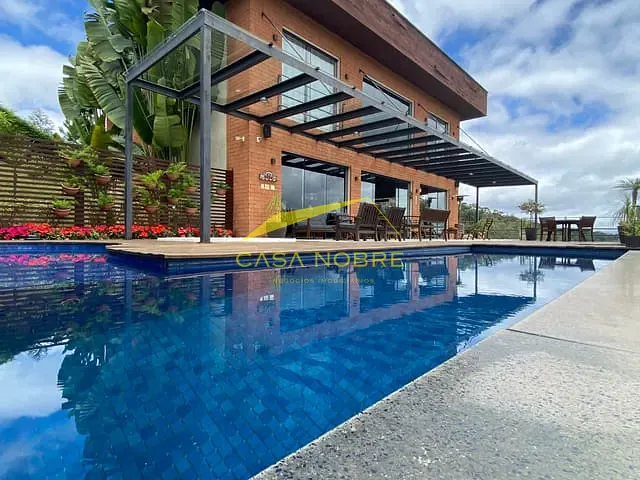 Casa com 1451m² 5 quartos e 1 banheiro, à venda, no bairro Pedra Azul em Aracê
