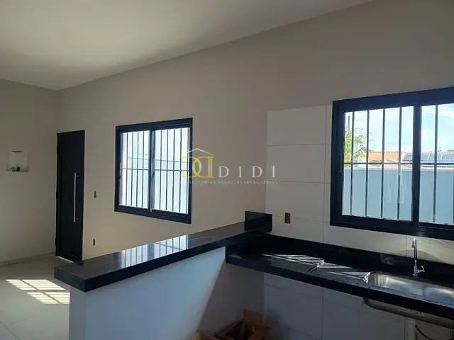 Casa 2 quartos e 2 banheiros, à venda, no bairro Residencial Olívio Barbosa em Porto Feliz