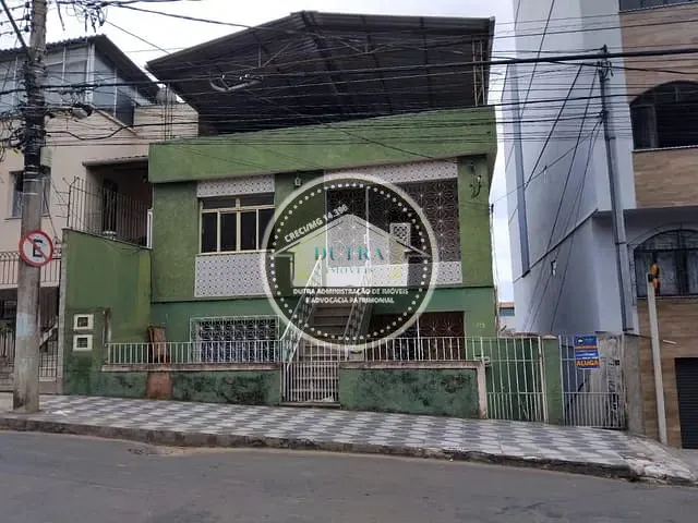 Casa com 40m² 1 quarto e 1 banheiro, para alugar, no bairro Santa Catarina em Juiz de Fora