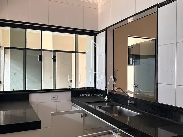 Sobrado com 252m² 4 quartos e 4 banheiros, à venda, no bairro Jardim Europa I em Santa Bárbara D'Oeste