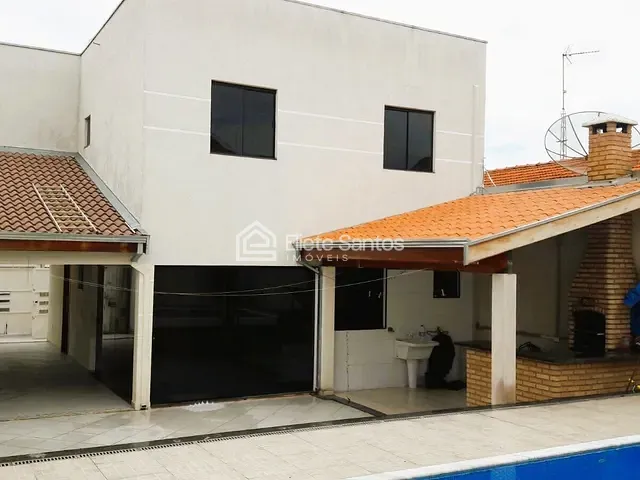 Sobrado com 252m² 4 quartos e 4 banheiros, à venda, no bairro Jardim Europa I em Santa Bárbara D'Oeste