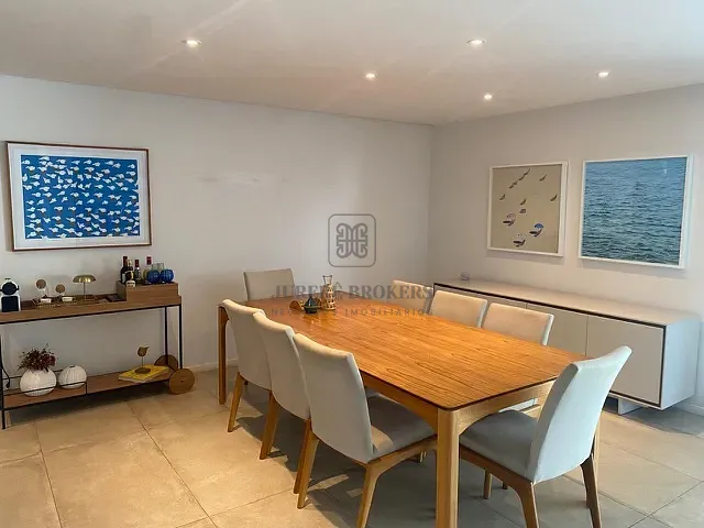 Casa com 450m² 3 quartos e 4 banheiros, à venda, no bairro Jurerê Internacional em Florianópolis