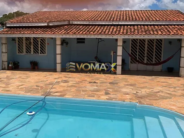 Casa 4 quartos e 2 banheiros, à venda, no bairro Vila Nova Itapetininga em Itapetininga