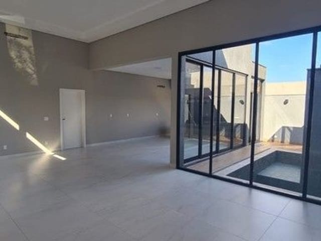 Casa 3 quartos e 4 banheiros, à venda, no bairro Parque Residencial Damha em São José Do Rio Preto