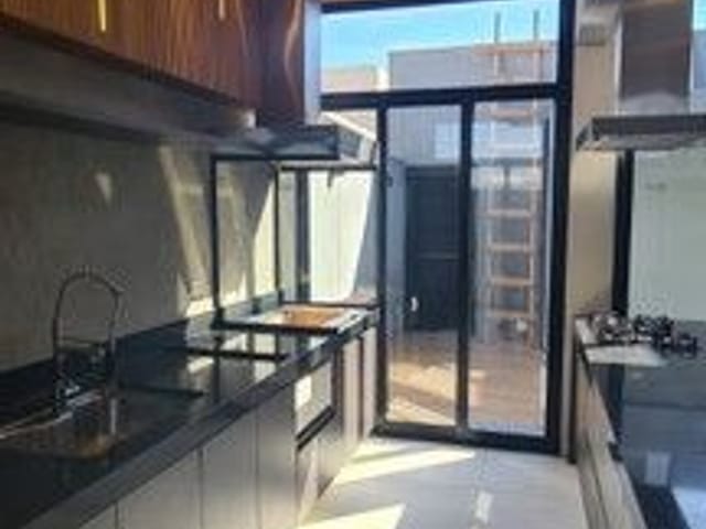 Casa 3 quartos e 4 banheiros, à venda, no bairro Parque Residencial Damha em São José Do Rio Preto