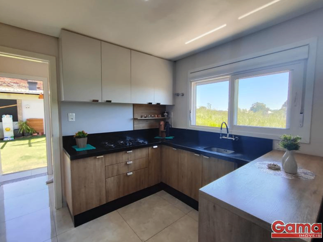 Casa com 100m² 3 quartos e 2 banheiros, à venda, no bairro Loteamento Chiomentto em Nova Prata