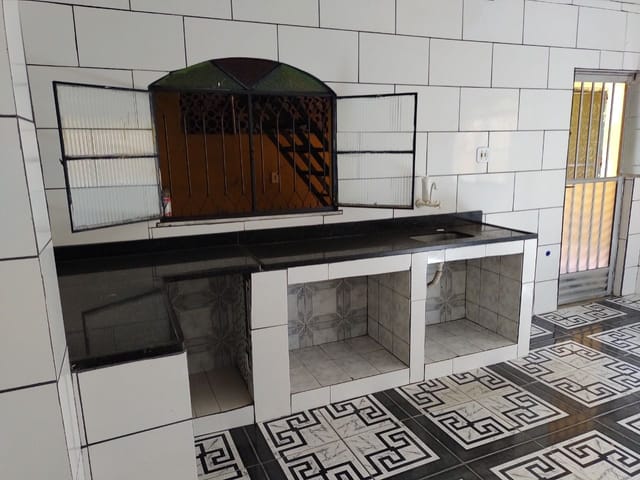 Casa com 240m² 5 quartos e 4 banheiros, à venda, no bairro Senador Camará em Rio de Janeiro