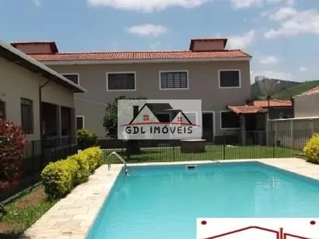 Casa 10 quartos e 7 banheiros, à venda, no bairro Tronqueiras em Passa Quatro