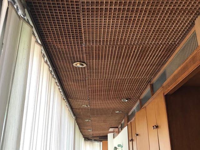 Foto do Loja - Sala Comercial a venda em Copacabana, RJ. Prédio em ótima localização a duas quadras da praia. Oportunidade única!! | GrupoApi