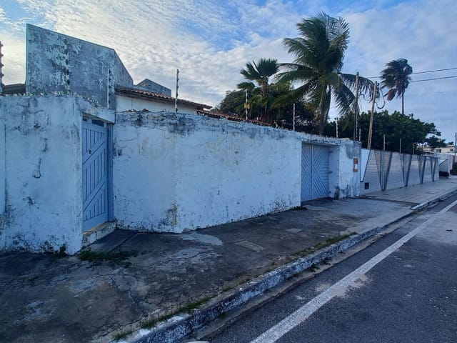 Casa com 414m² 3 quartos e 3 banheiros, à venda, no bairro Coroa do Meio em Aracaju