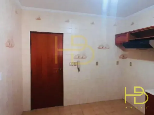Casa 3 quartos e 4 banheiros, para alugar, no bairro Parque Campolim em Sorocaba