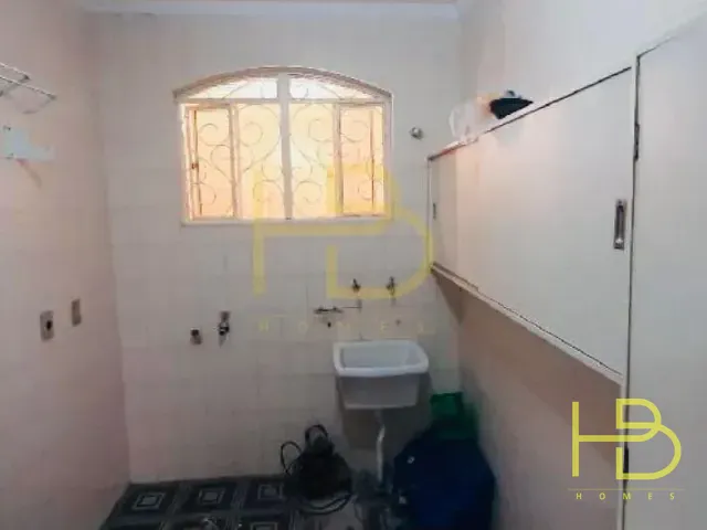 Casa 3 quartos e 4 banheiros, para alugar, no bairro Parque Campolim em Sorocaba