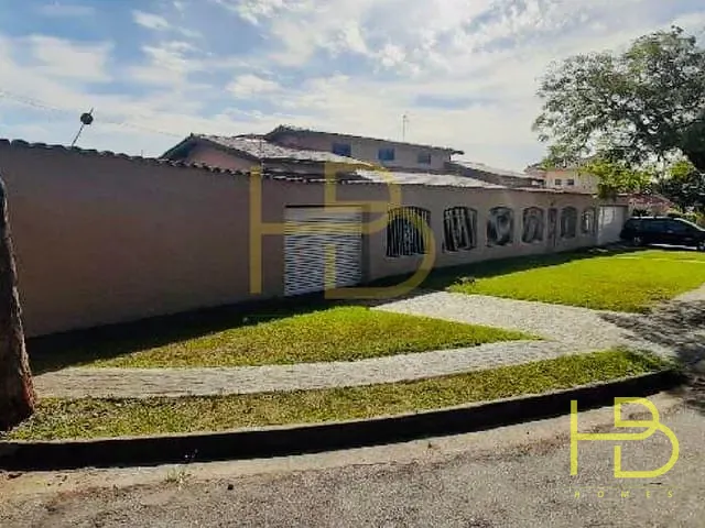 Casa 3 quartos e 4 banheiros, para alugar, no bairro Parque Campolim em Sorocaba