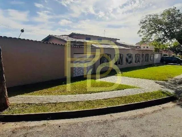 Casa 3 quartos e 4 banheiros, para alugar, no bairro Parque Campolim em Sorocaba