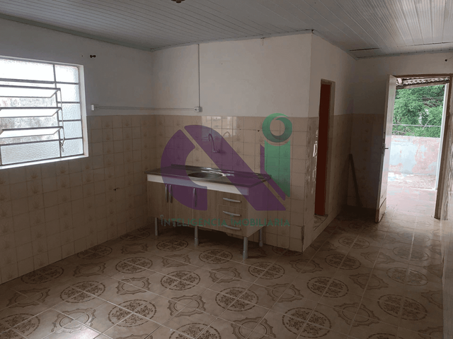 Casa 2 quartos e 1 banheiro, para alugar, no bairro Jardim das Flores em Osasco