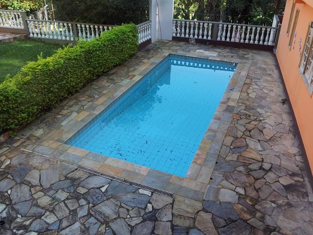 Casa à venda, no bairro Samambaia em Petrópolis