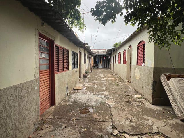 Casa 9 quartos e 7 banheiros, à venda, no bairro Taguatinga Norte (Taguatinga) em Brasília