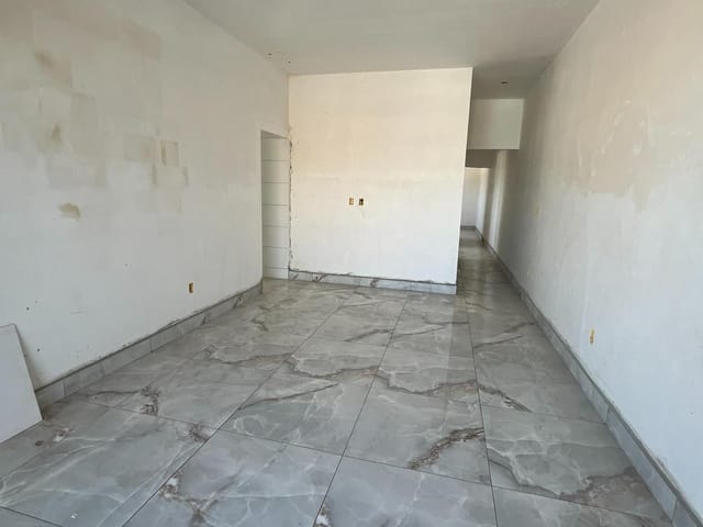 Casa com 170m² 3 quartos e 2 banheiros, à venda, no bairro Parque Xangri-Lá em Contagem