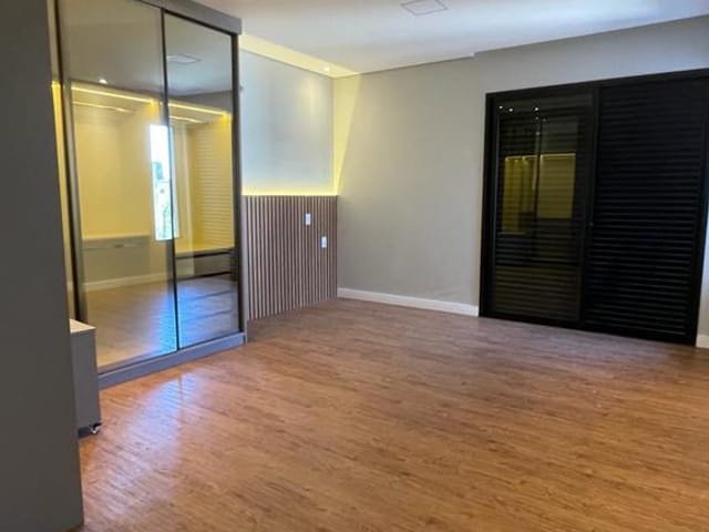 Casa com 308m² 3 quartos e 4 banheiros, à venda, no bairro Jardim São Marcos em Valinhos