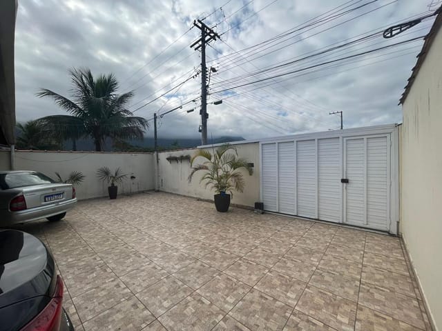 Foto do Casa - Casa térrea à venda, com dois dormitórios sendo uma suíte e vada para até 04 veículos, na praia do Massaguaçu, em Caraguatatuba, litoral norte de SP. | Innova Imobiliária
