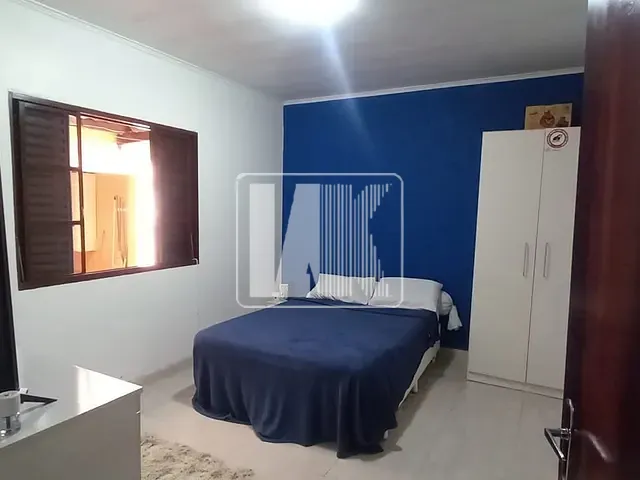 Casa com 480m² 2 quartos e 1 banheiro, à venda, no bairro Vila Sacadura Cabral em Santo André
