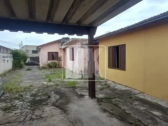 Casa com 480m² 2 quartos e 1 banheiro, à venda, no bairro Vila Sacadura Cabral em Santo André
