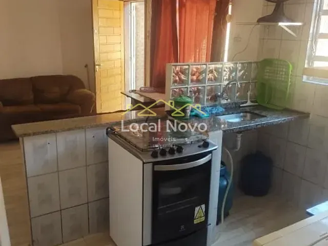 Casa com 125m² 2 quartos e 1 banheiro, à venda, no bairro Jardim Imperador em Praia Grande