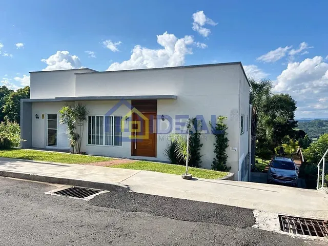 Casa 2 quartos e 2 banheiros, à venda, no bairro Imigrantes em Concórdia
