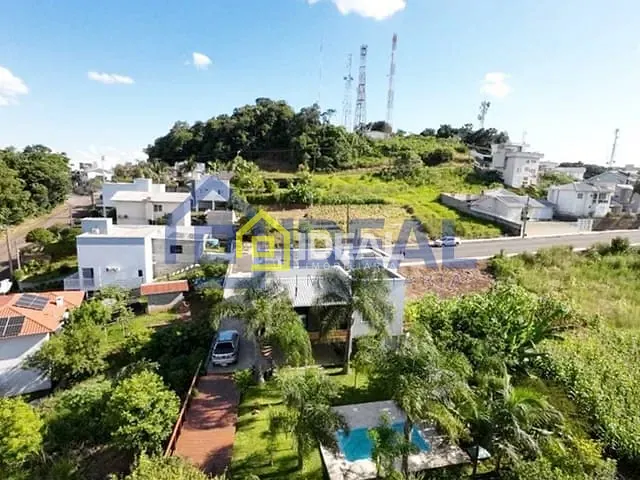 Casa 2 quartos e 2 banheiros, à venda, no bairro Imigrantes em Concórdia