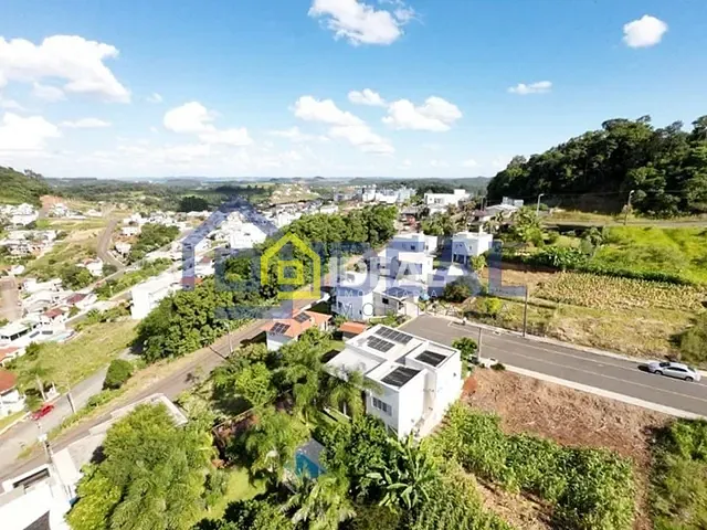 Casa 2 quartos e 2 banheiros, à venda, no bairro Imigrantes em Concórdia