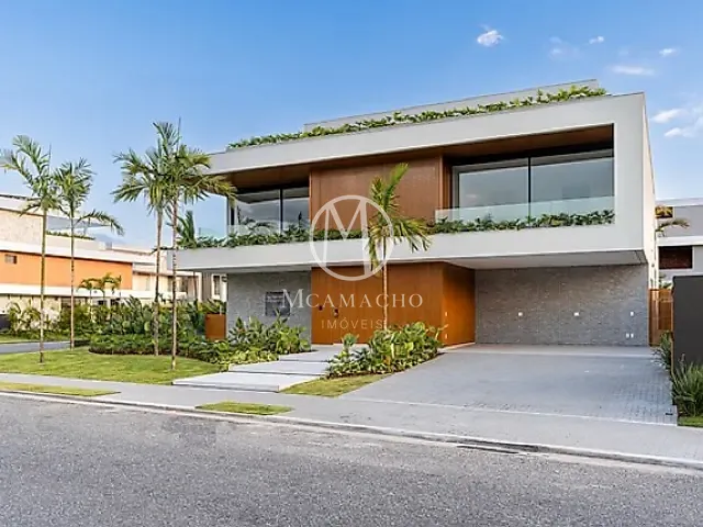 Casa com 995m² 5 quartos e 7 banheiros, à venda, no bairro Barra da Tijuca em Rio de Janeiro